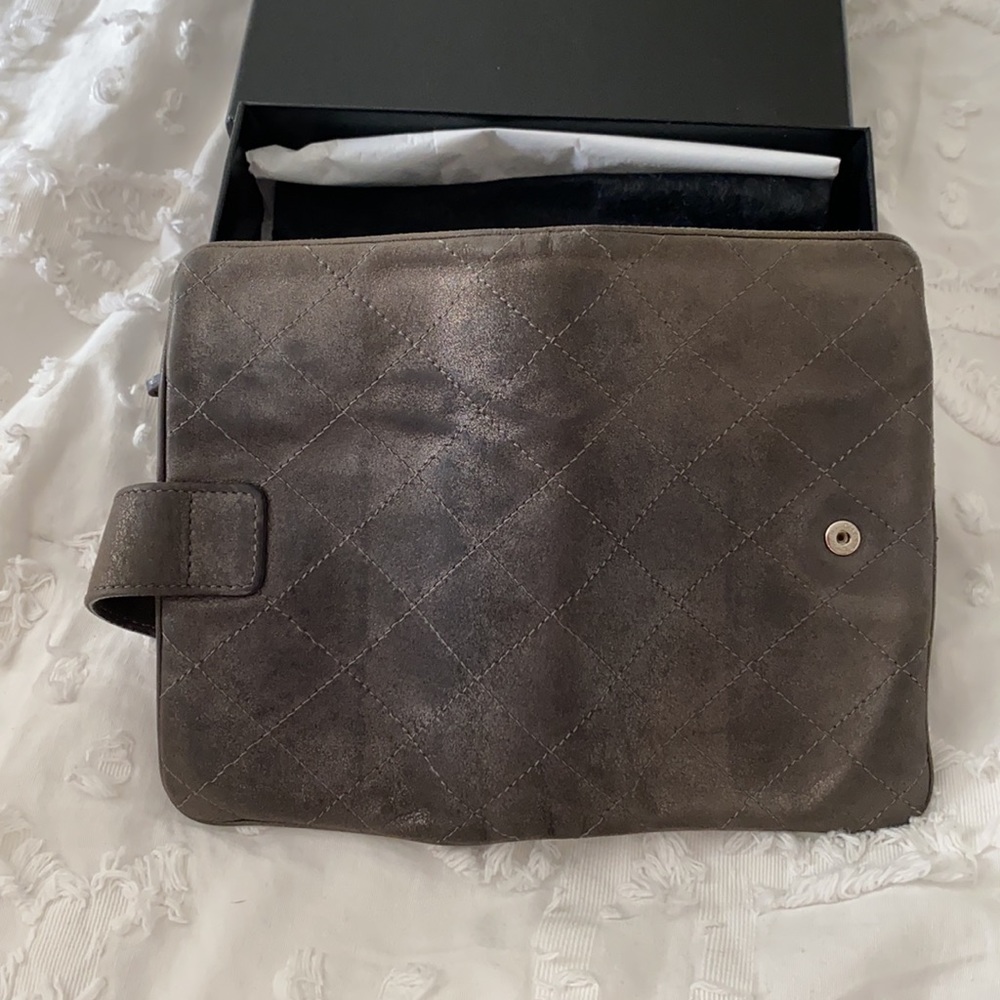 Chanel Wallet - Picture 7 of 9